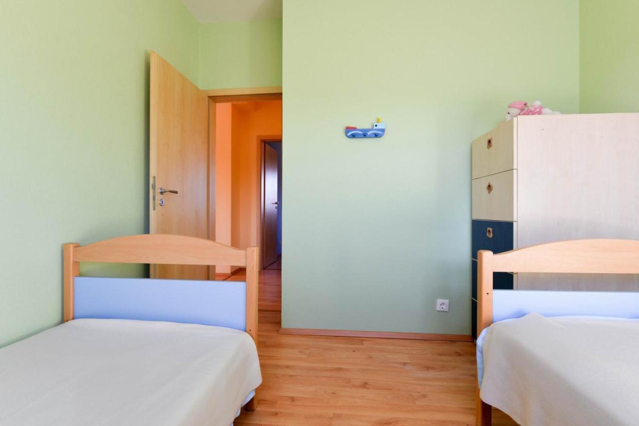 Paklina Apartments Starigrad Paklenica Extérieur photo